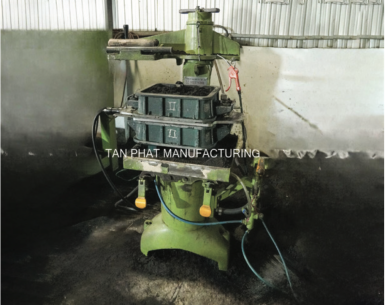 VIBRATION TABLE MACHINE 